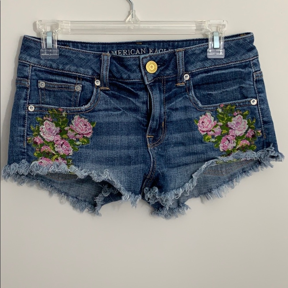 AE embroidered shorts 2